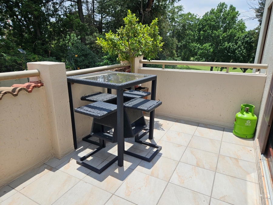 To Let 2 Bedroom Property for Rent in Melrose Gauteng