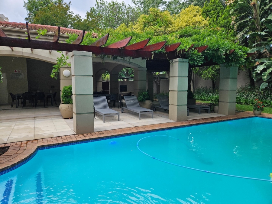 To Let 2 Bedroom Property for Rent in Melrose Gauteng