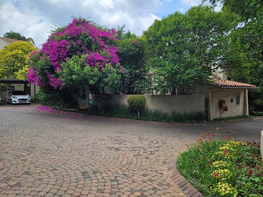 To Let 2 Bedroom Property for Rent in Melrose Gauteng