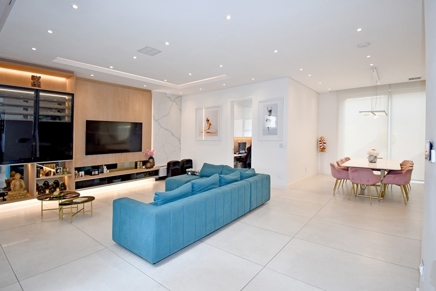 To Let 4 Bedroom Property for Rent in Morningside Gauteng