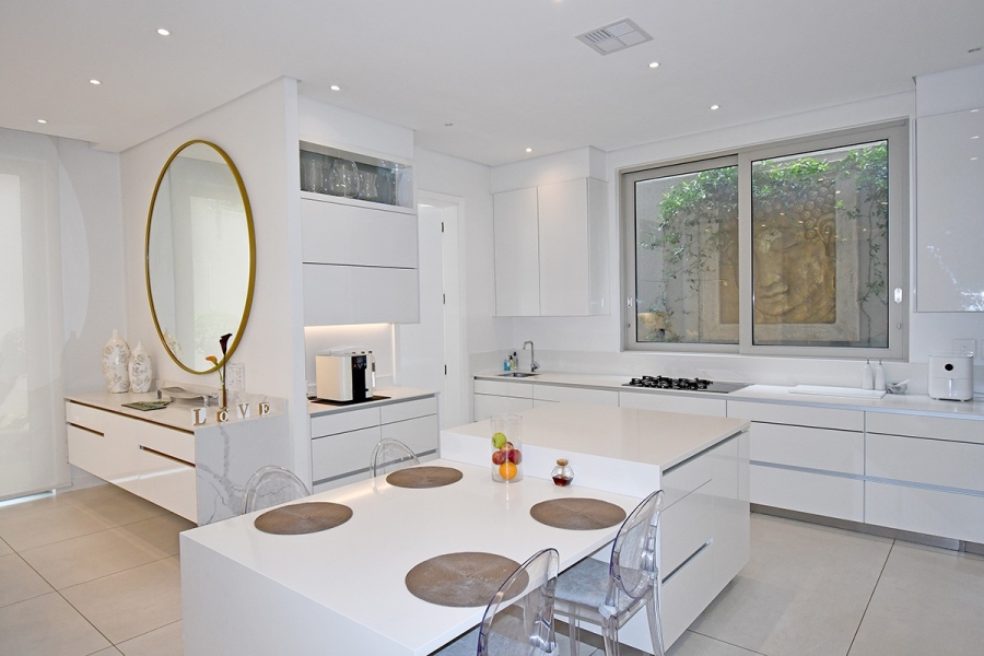 To Let 4 Bedroom Property for Rent in Morningside Gauteng