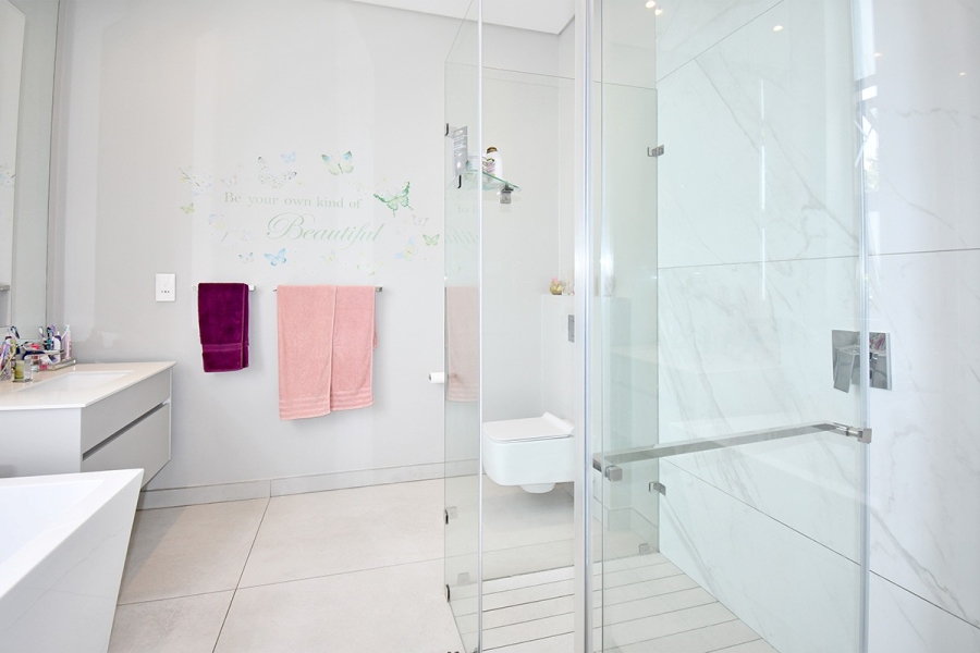 To Let 4 Bedroom Property for Rent in Morningside Gauteng