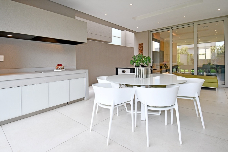 To Let 4 Bedroom Property for Rent in Morningside Gauteng