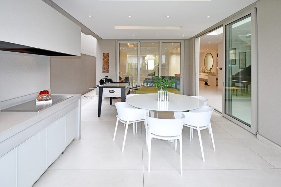 To Let 4 Bedroom Property for Rent in Morningside Gauteng