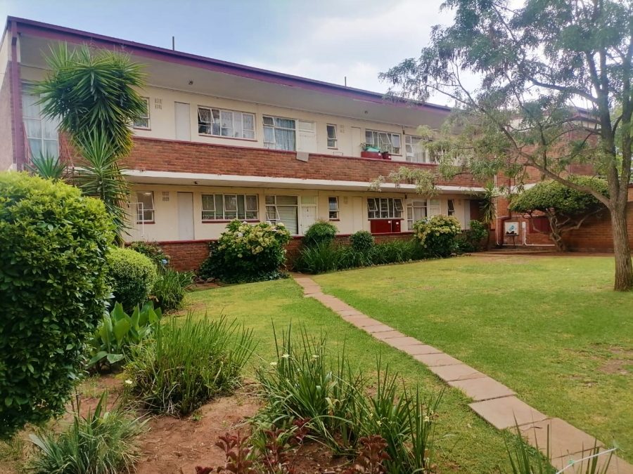 2 Bedroom Property for Sale in Windsor East Gauteng