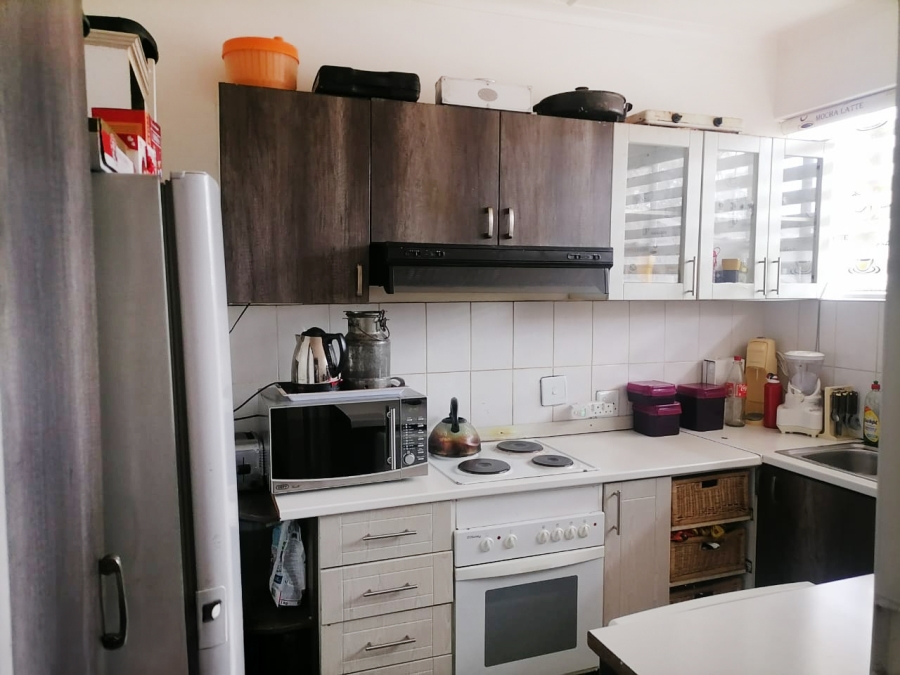 2 Bedroom Property for Sale in Windsor East Gauteng