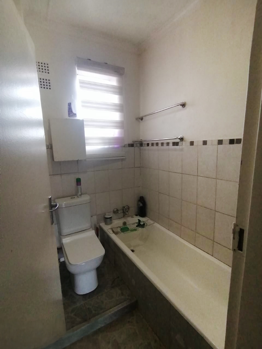 2 Bedroom Property for Sale in Windsor East Gauteng