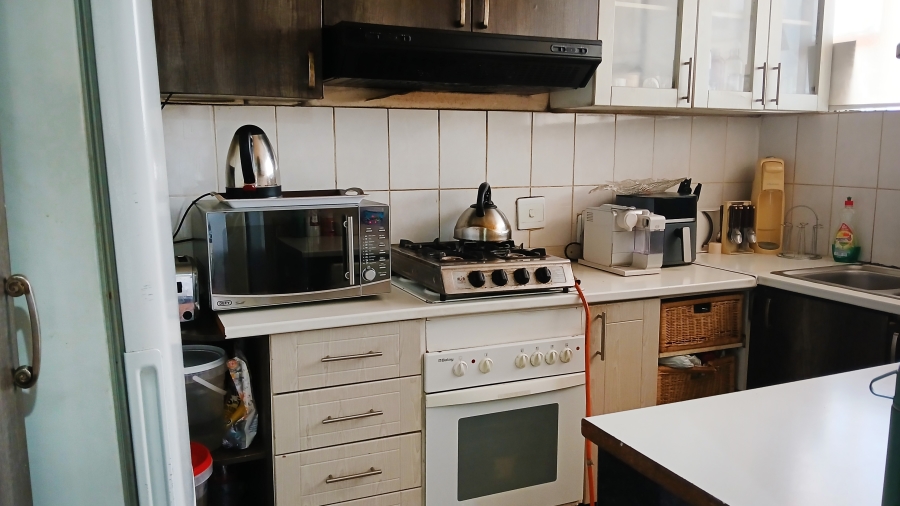 2 Bedroom Property for Sale in Windsor East Gauteng