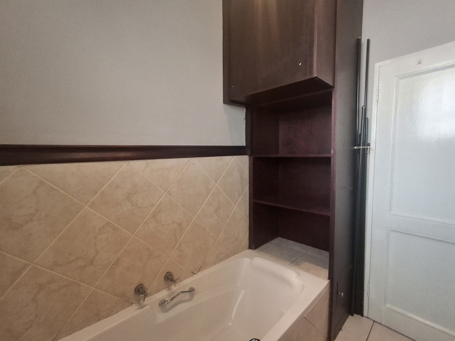 1 Bedroom Property for Sale in Craighall Park Gauteng