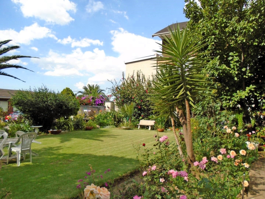 1 Bedroom Property for Sale in Craighall Park Gauteng