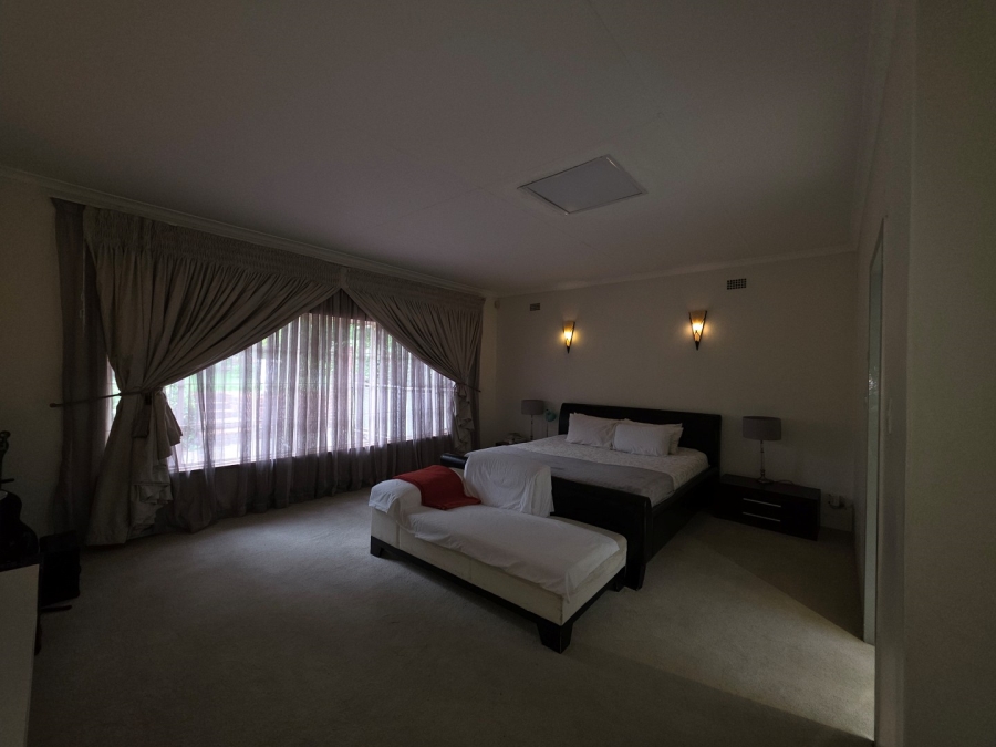 5 Bedroom Property for Sale in Ferndale Gauteng