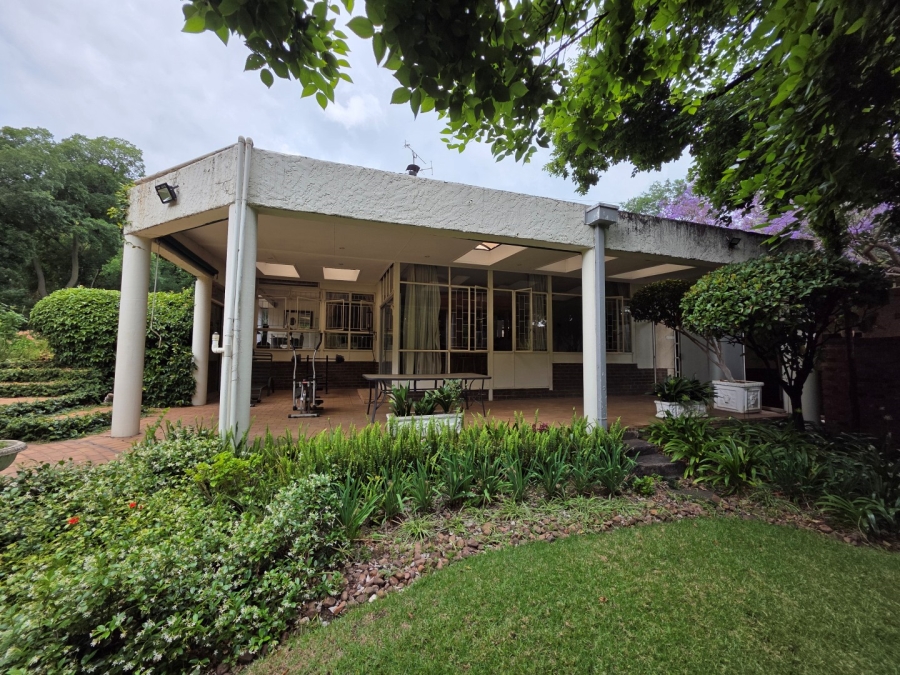 5 Bedroom Property for Sale in Ferndale Gauteng