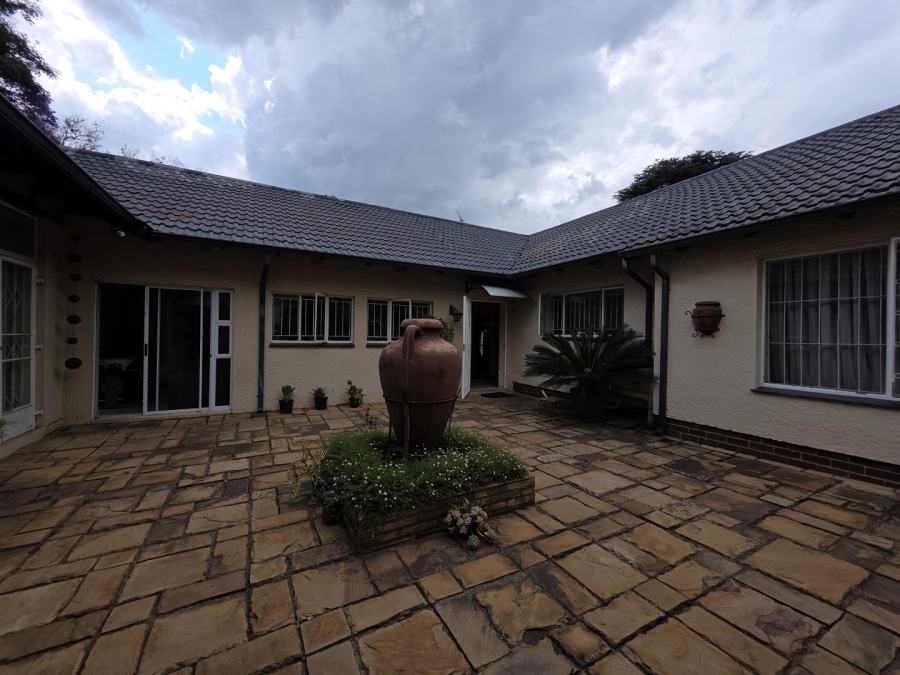 5 Bedroom Property for Sale in Ferndale Gauteng