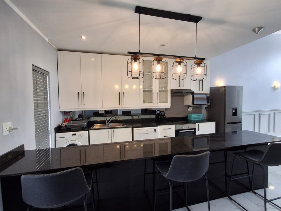 To Let 2 Bedroom Property for Rent in Craighall Gauteng