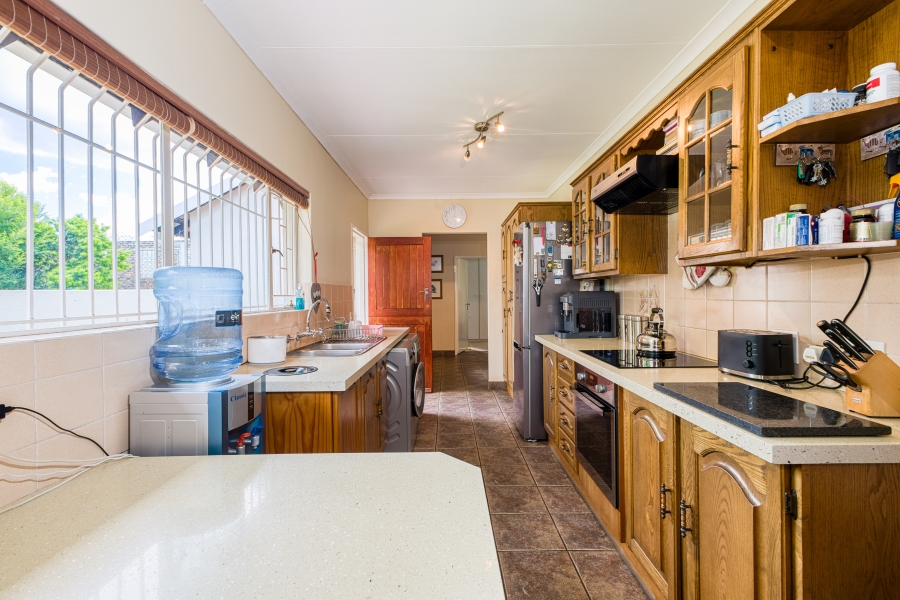 4 Bedroom Property for Sale in Douglasdale Gauteng