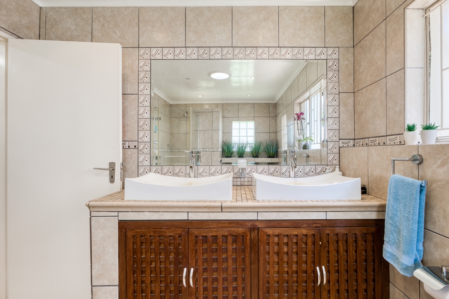 4 Bedroom Property for Sale in Douglasdale Gauteng