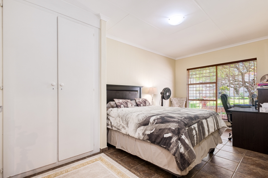 4 Bedroom Property for Sale in Douglasdale Gauteng