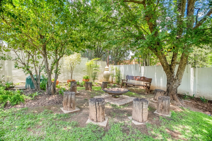 4 Bedroom Property for Sale in Douglasdale Gauteng