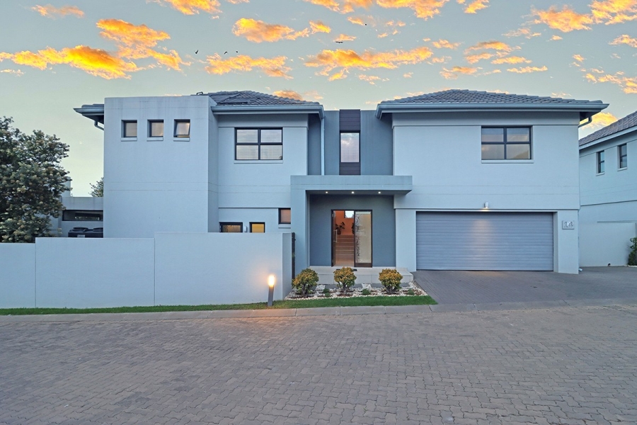 3 Bedroom Property for Sale in Bryanston Gauteng