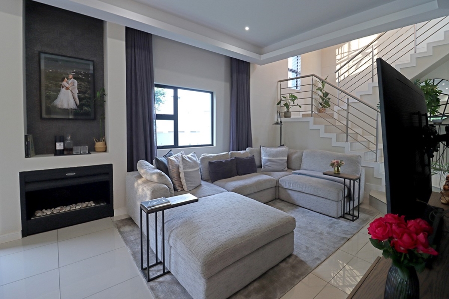 3 Bedroom Property for Sale in Bryanston Gauteng