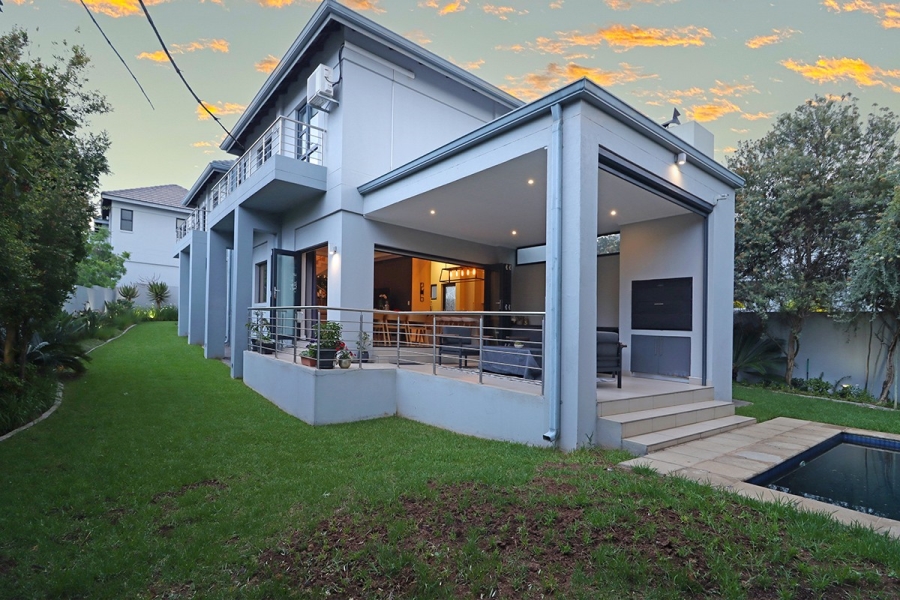 3 Bedroom Property for Sale in Bryanston Gauteng