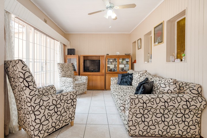 4 Bedroom Property for Sale in Linden Gauteng