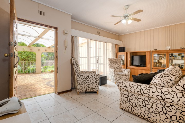 4 Bedroom Property for Sale in Linden Gauteng