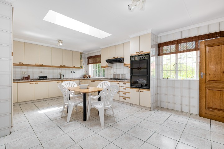 4 Bedroom Property for Sale in Linden Gauteng