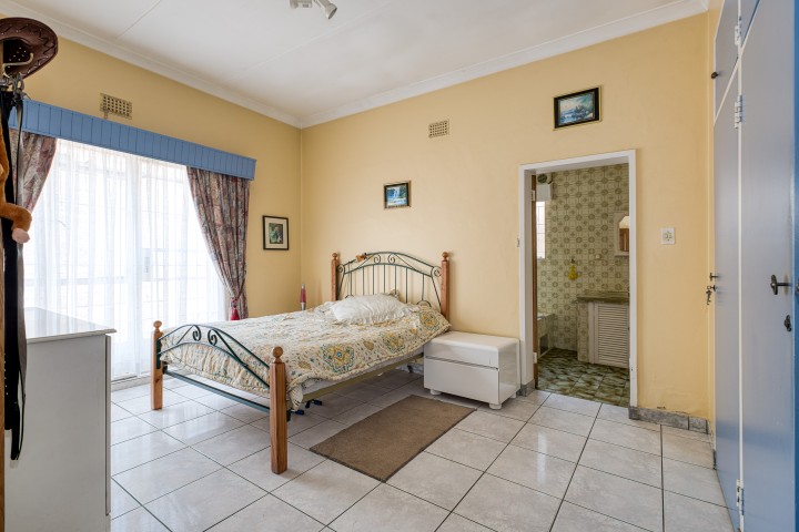 4 Bedroom Property for Sale in Linden Gauteng