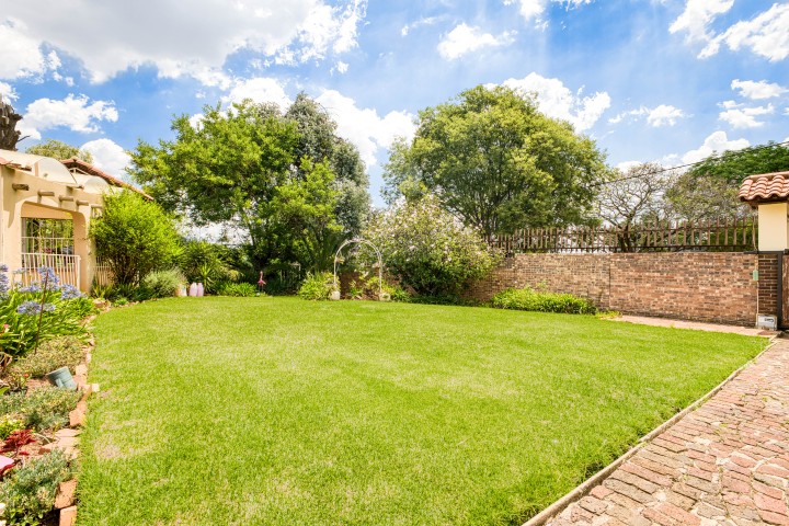 4 Bedroom Property for Sale in Linden Gauteng