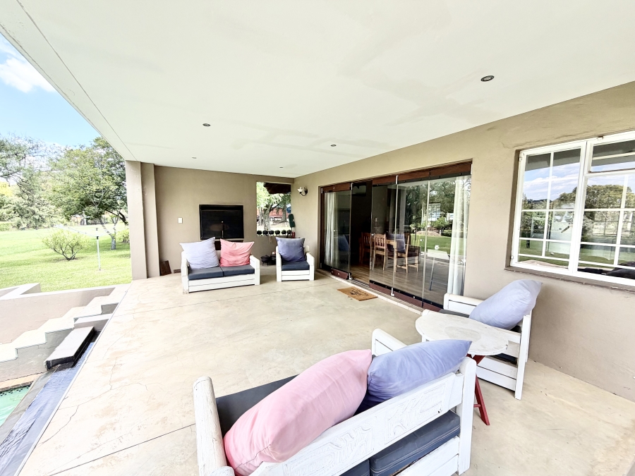 5 Bedroom Property for Sale in Glen Austin Gauteng
