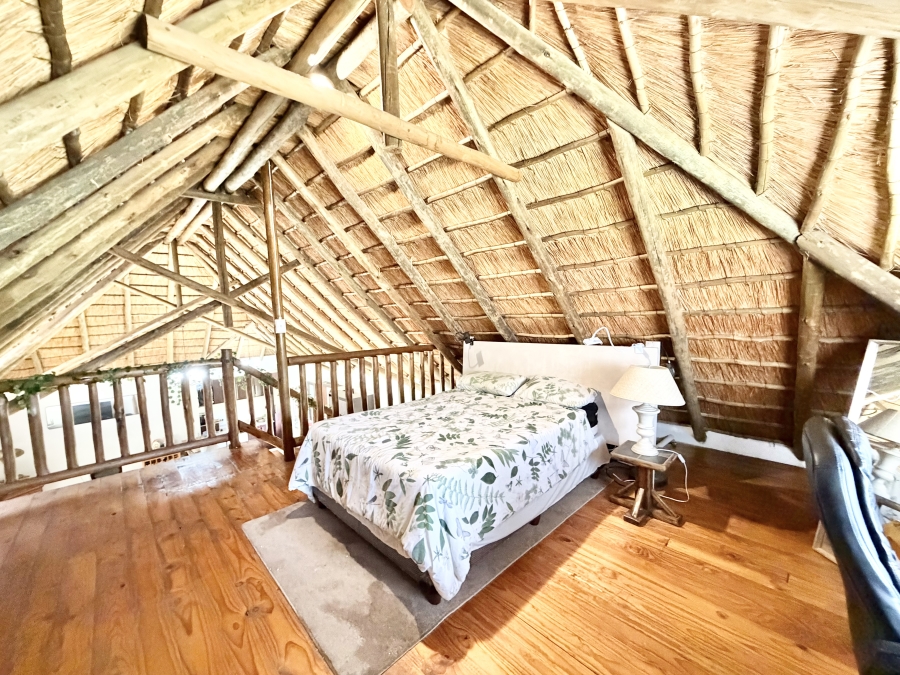 5 Bedroom Property for Sale in Glen Austin Gauteng