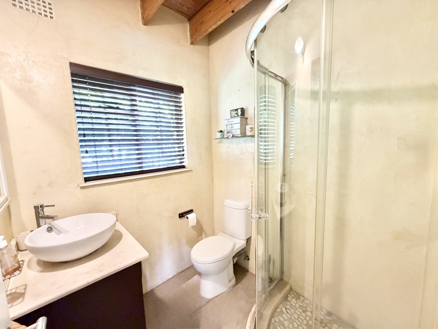 5 Bedroom Property for Sale in Glen Austin Gauteng