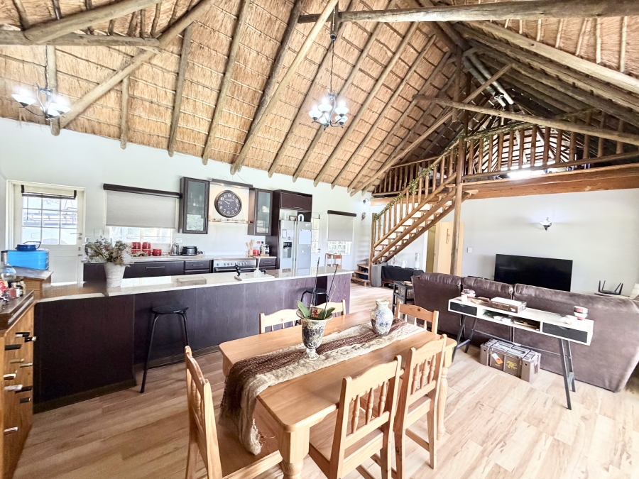 5 Bedroom Property for Sale in Glen Austin Gauteng