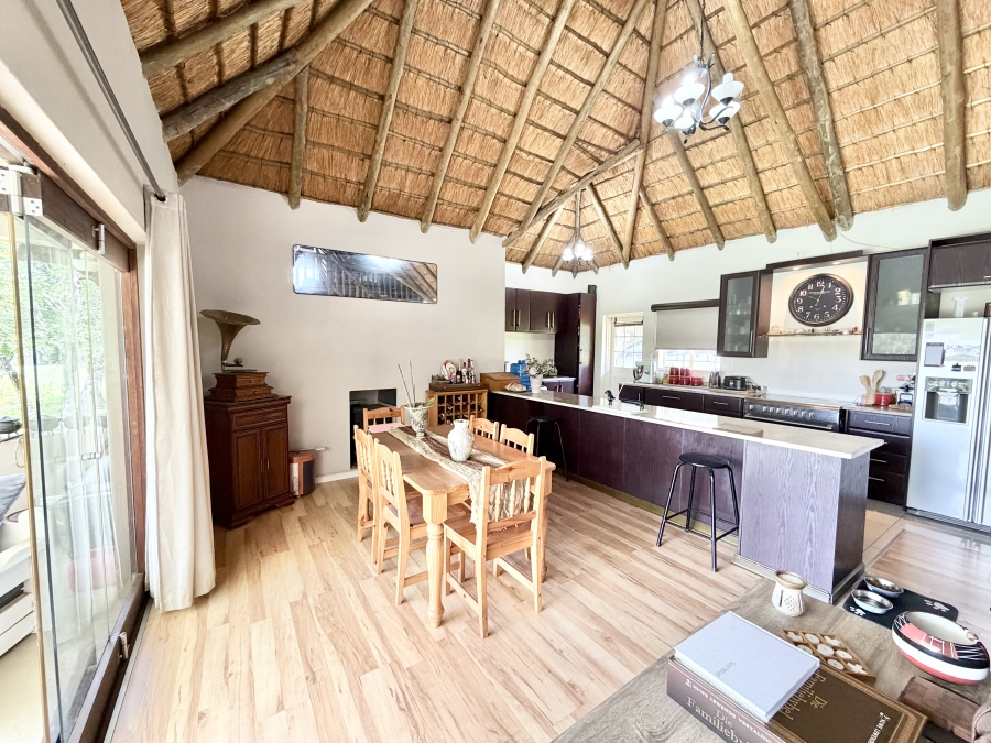 5 Bedroom Property for Sale in Glen Austin Gauteng