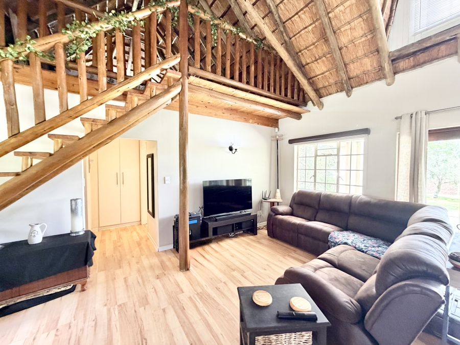 5 Bedroom Property for Sale in Glen Austin Gauteng