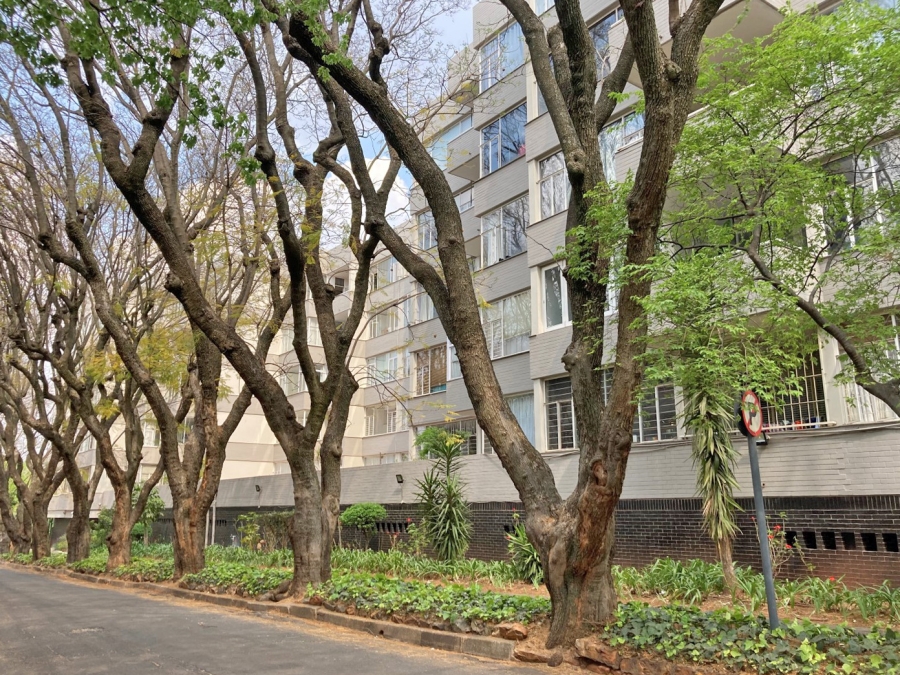 To Let 2 Bedroom Property for Rent in Killarney Gauteng