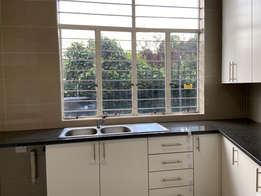 To Let 2 Bedroom Property for Rent in Killarney Gauteng