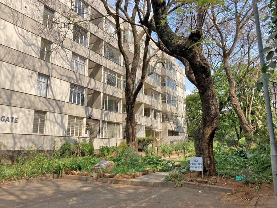 To Let 2 Bedroom Property for Rent in Killarney Gauteng