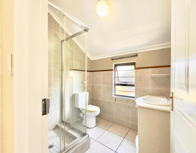 To Let 3 Bedroom Property for Rent in Broadacres Gauteng