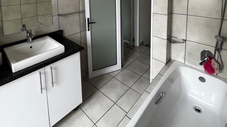 2 Bedroom Property for Sale in Norwood Gauteng