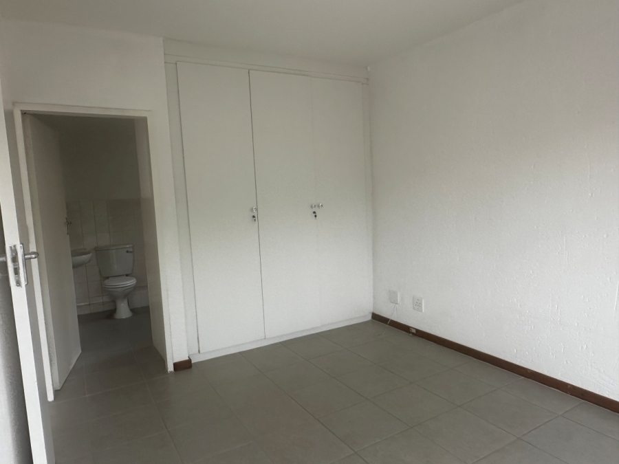 To Let 1 Bedroom Property for Rent in Glensan Gauteng