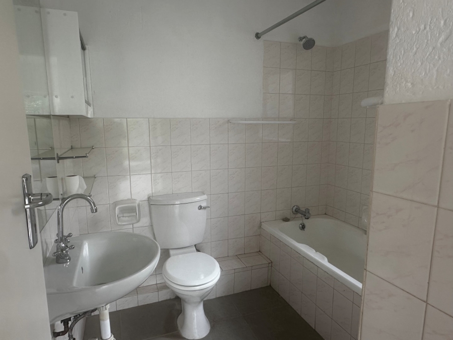 To Let 1 Bedroom Property for Rent in Glensan Gauteng