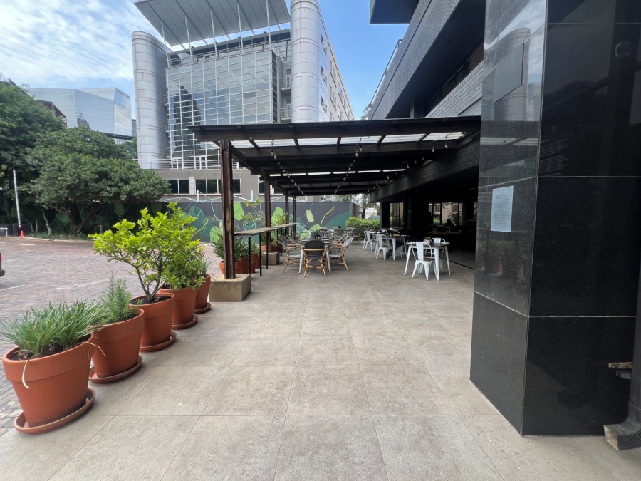 To Let 1 Bedroom Property for Rent in Sandown Gauteng