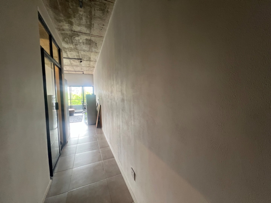 To Let 1 Bedroom Property for Rent in Sandown Gauteng