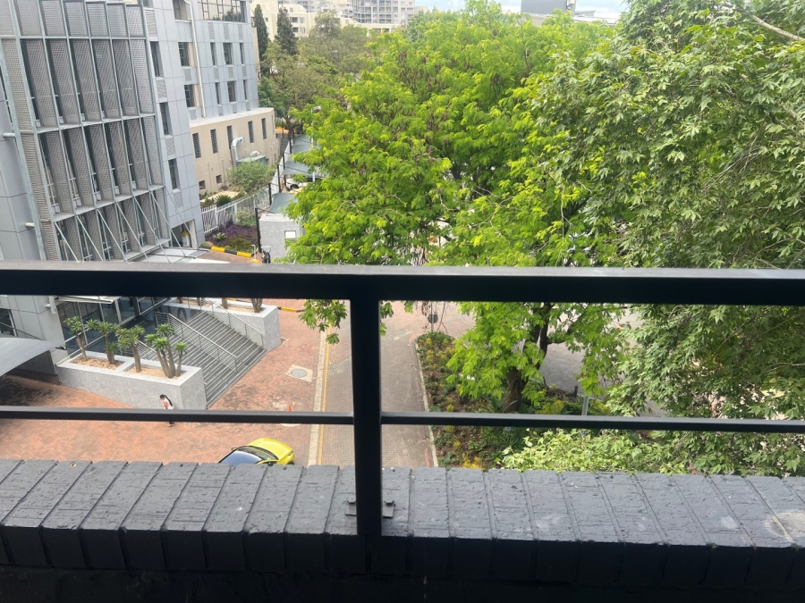 To Let 1 Bedroom Property for Rent in Sandown Gauteng