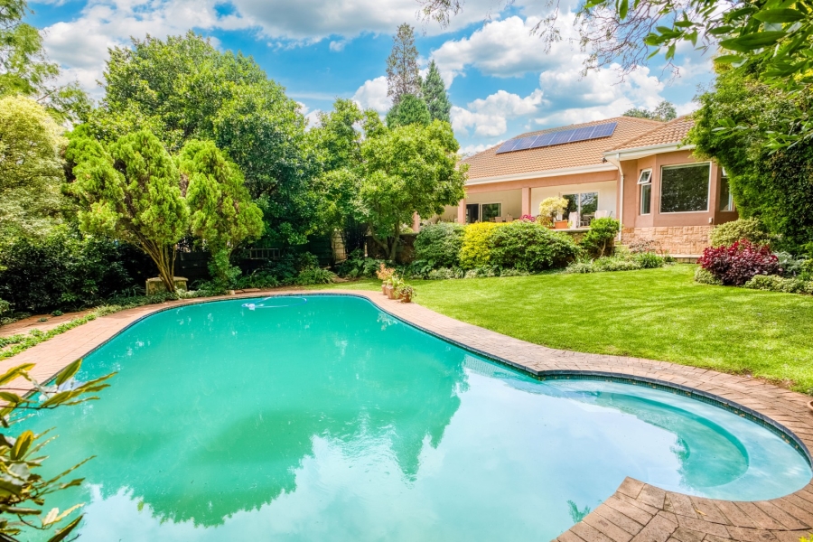 2 Bedroom Property for Sale in Forest Town Gauteng