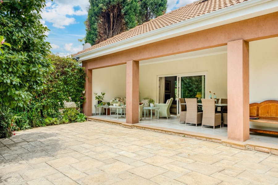 2 Bedroom Property for Sale in Forest Town Gauteng