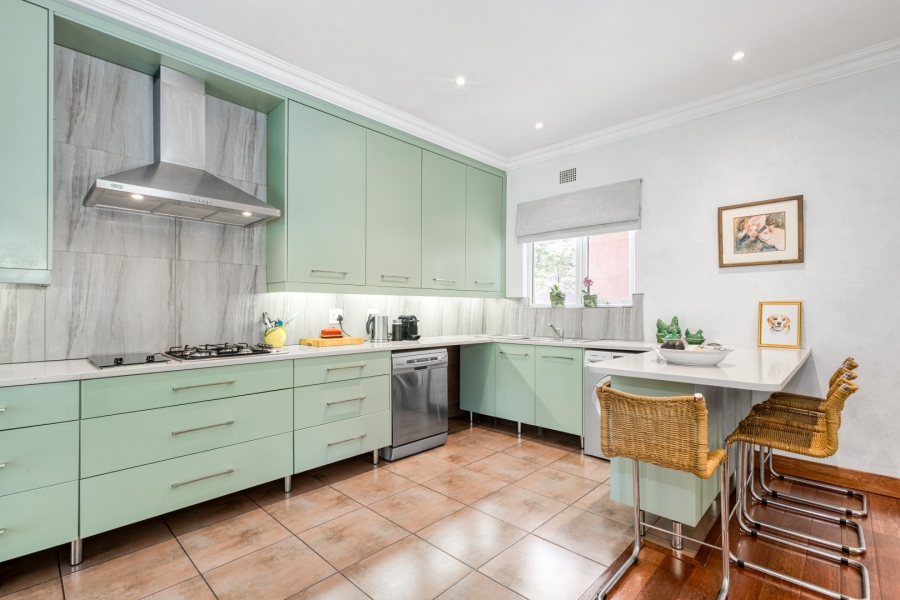 2 Bedroom Property for Sale in Forest Town Gauteng