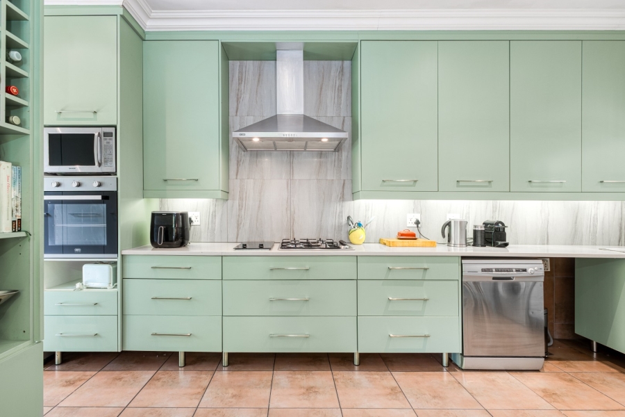 2 Bedroom Property for Sale in Forest Town Gauteng